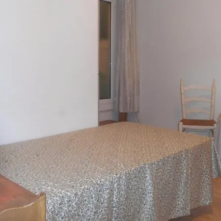 Apartment Stunning In With Kitchen Tossa de Mar