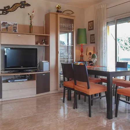 Stunning In With Kitchen * Tossa de Mar